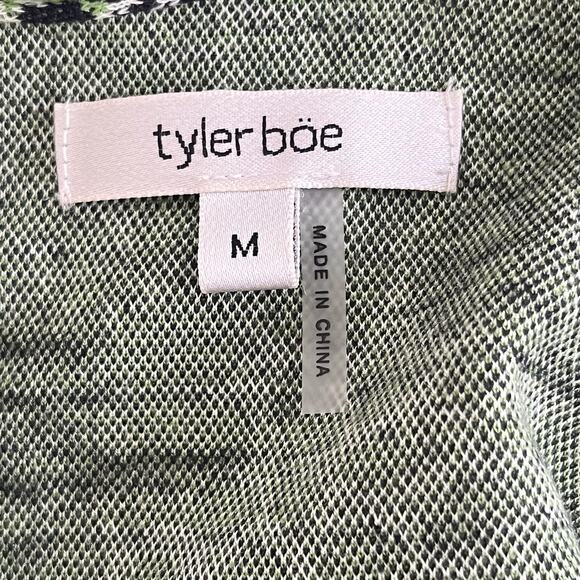 Tyler Boe Mindy Dress Sz M Mock Neck Jacquard Animal Print Flutter Sleeve Green - Picture 8 of 10